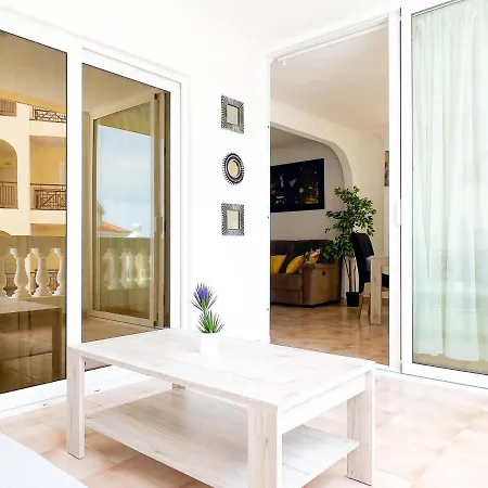 Korallia Castle Harbour Los Cristianos (Tenerife)